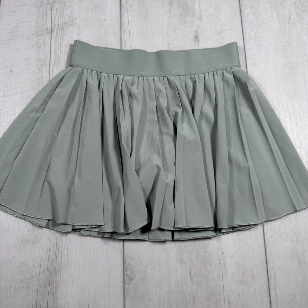TNA Aritzia Athleisure Pleated Pickleball Skirt Golf Green Skort Women's XS